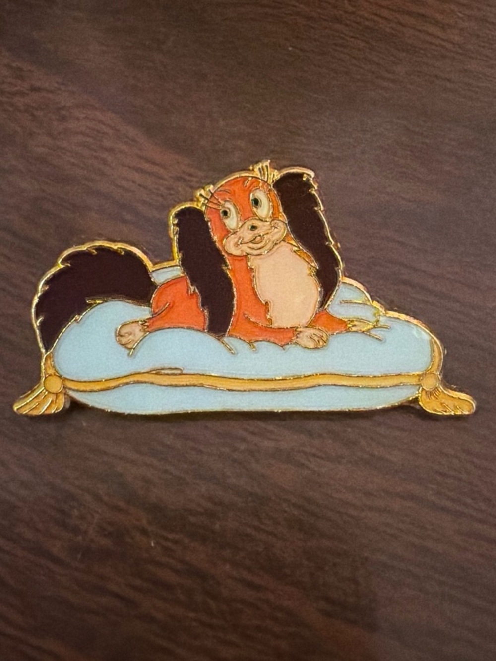 LE 750 Disney Minnie’s dog Fifi Fairy Tails exclusive pin